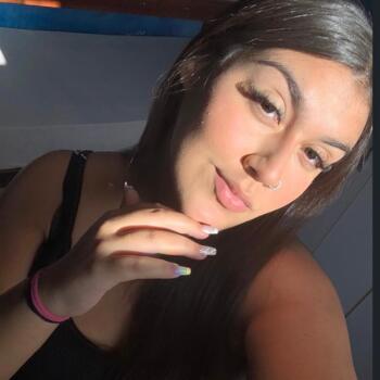 Babysitter Curitiba: Kauane