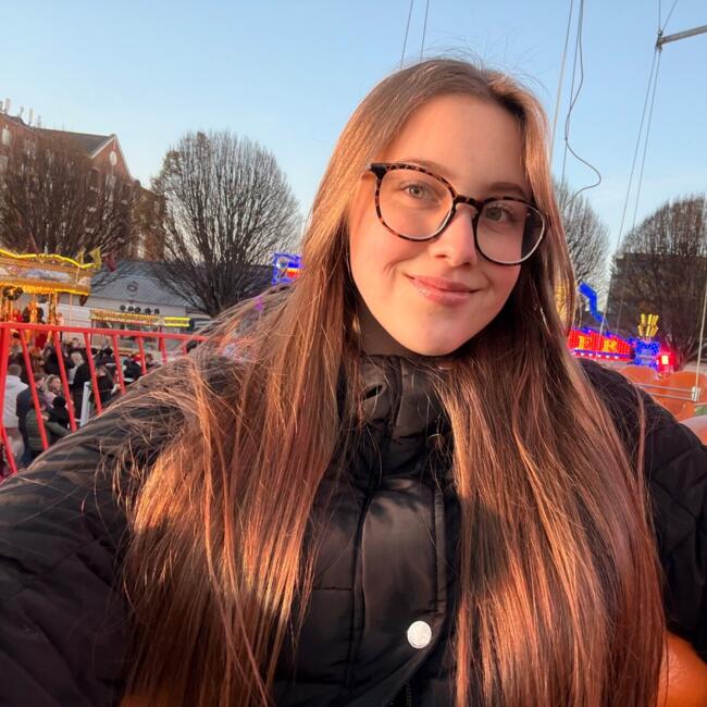 Babysitter in Dublin: Camila