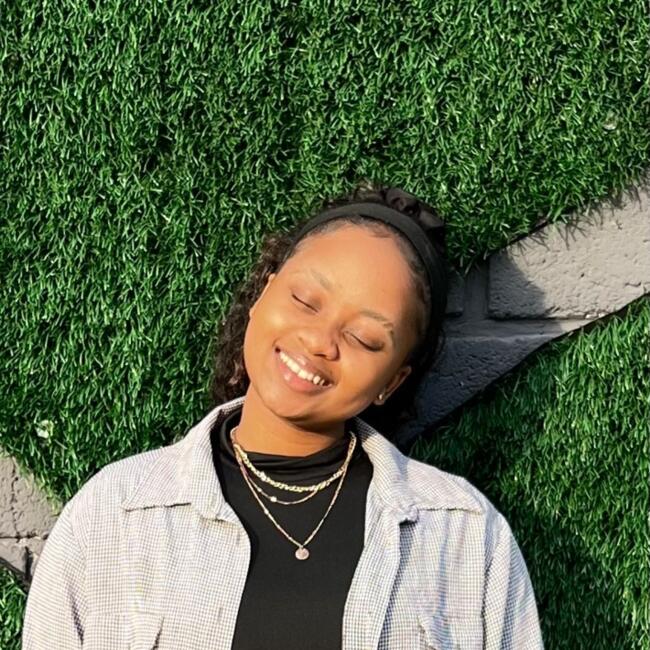 Babysitter in Port Elizabeth: Liyema