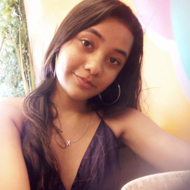 Babysitter in Aparecida de Goiânia: Kamilly