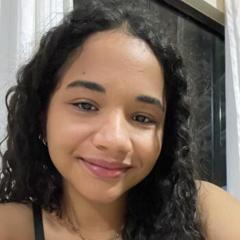 Babá em Timóteo: Ana