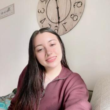 Babysitter in Waterloo (Iowa): Izabelle