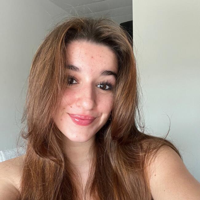 Babysitter em Porto: Maria