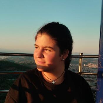 Canguro en Vallirana: Elena