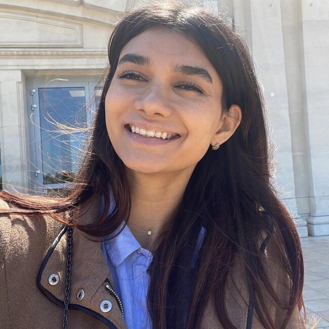 Babysitter in Cheonan: Valentina