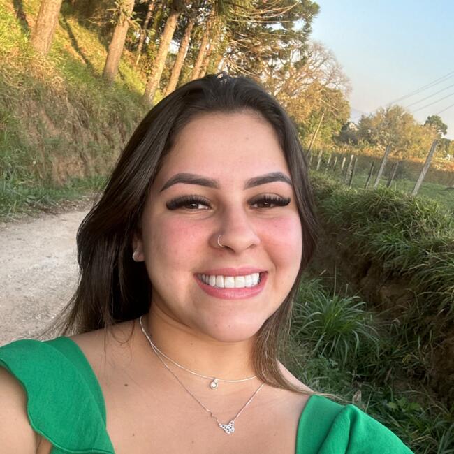 Babysitter in Itupeva: Josi