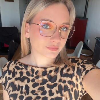 Babysitter in Dijon: Justine