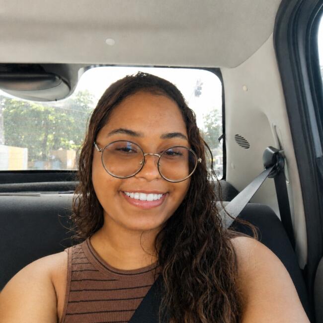 Babysitter in Salvador: Ellen