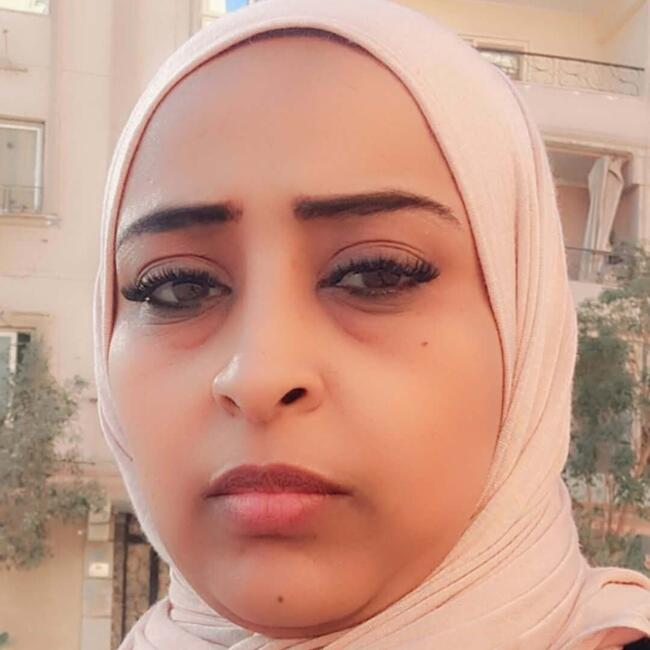 جليسة أطفال في محايل عسير: مايسة محمد