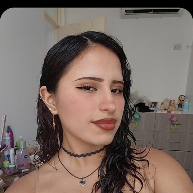 Niñera en Castilla (Departamento de Piura): Adriana