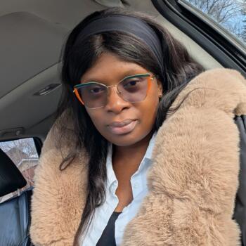 Babysitter in Edmonton: Josiane