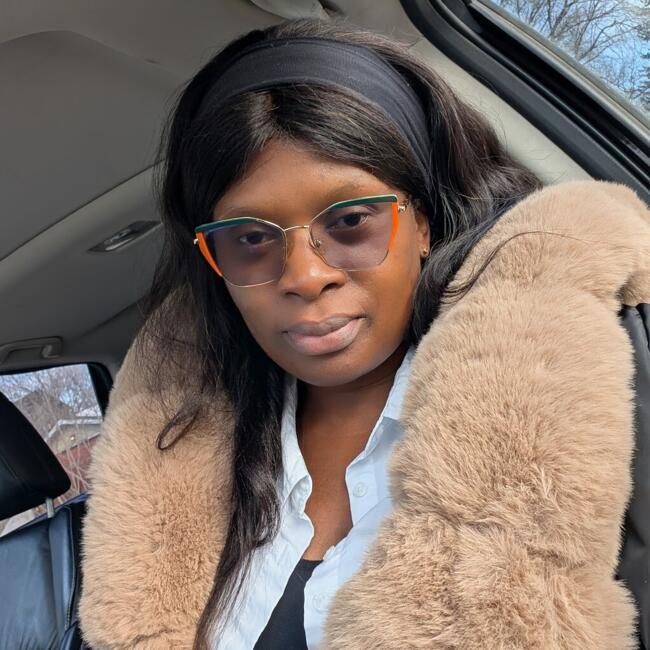 Baby-sitter in Edmonton: Josiane