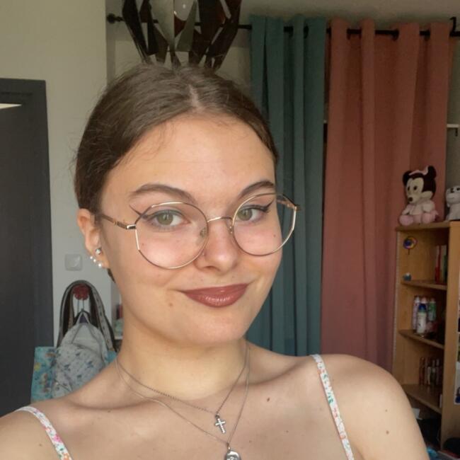 Babysitter in Dourges: Loûnna