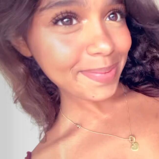 Babysitter in Noisy-le-Grand: Waria