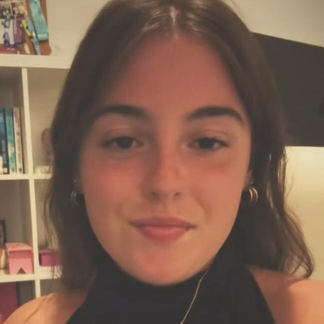Babysitter in Setúbal: Maria