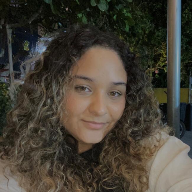 Babá em Vitória: Vivian