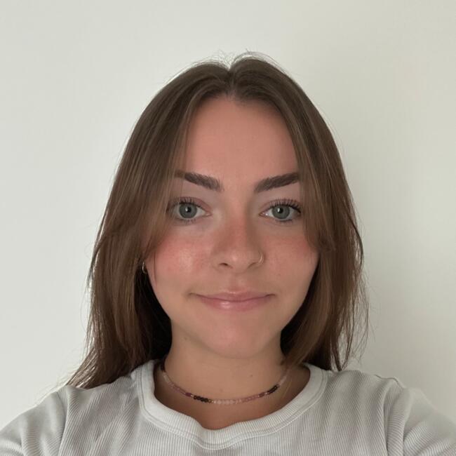 Babysitter in Sannois: Alyssa