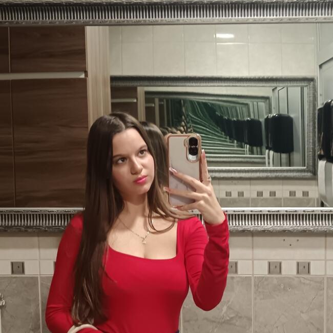 Babysitter in Kaluđerica: Nina