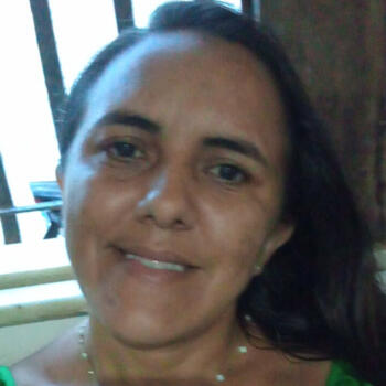 Babá em São Luís: Camila