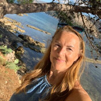 Babysitter Sutton: Lynn