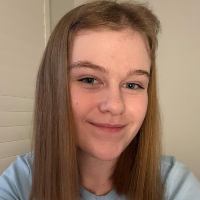 Babysitter in Newcastle: Emily