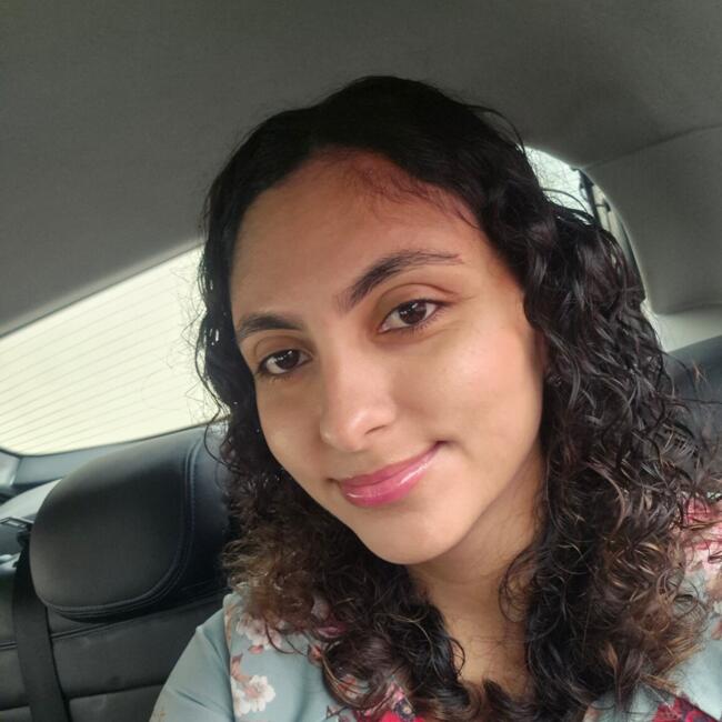 Emprego de babá em Goiânia: Maíra