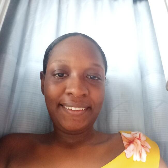 Niñera en Panamá: Indy Moya