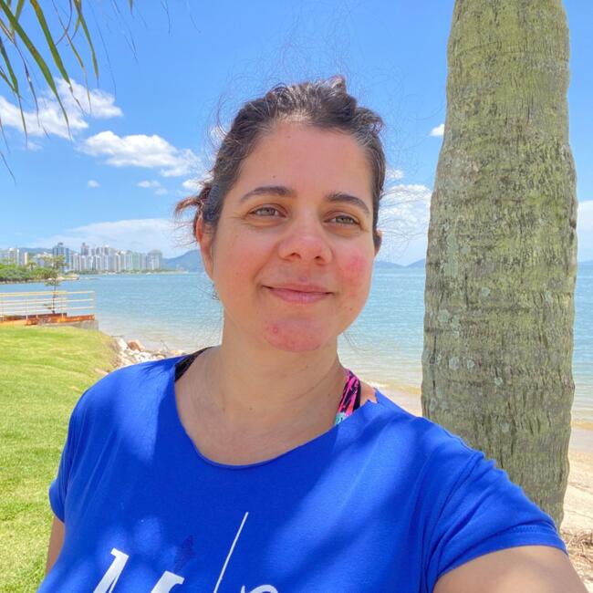 Babysitter in Florianópolis: Gisele