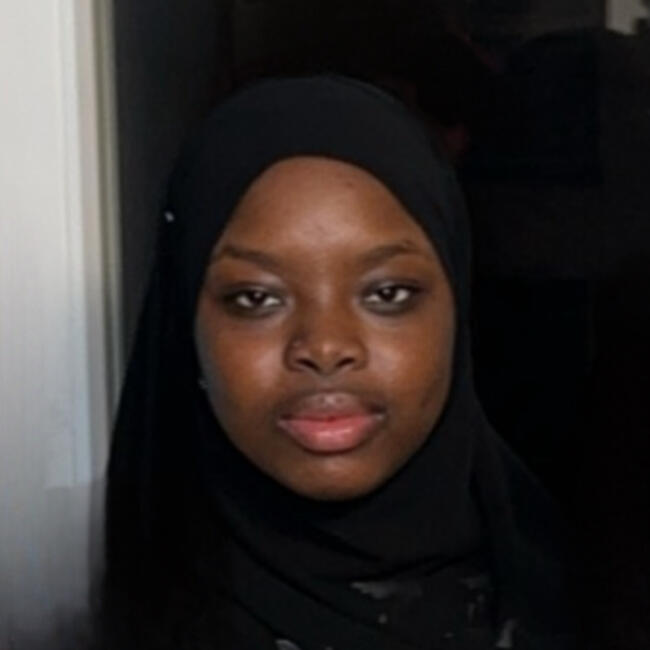 Babysitter in Angers: Mama Hawa