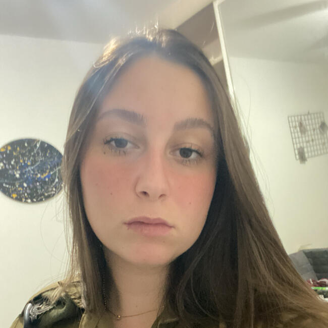 Babysitter in Kfar Yona: מאי