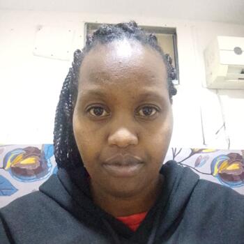 جليسة أطفال الدوحة: Sheila