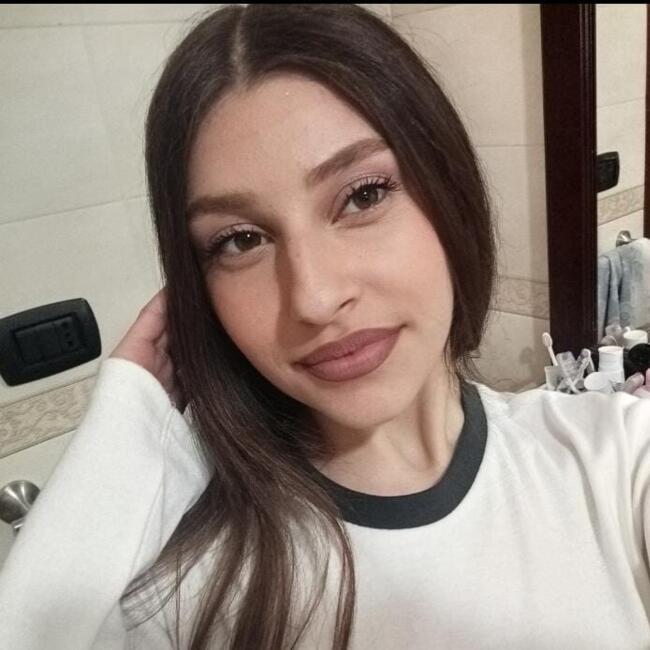 Babysitter a Manduria: Luana