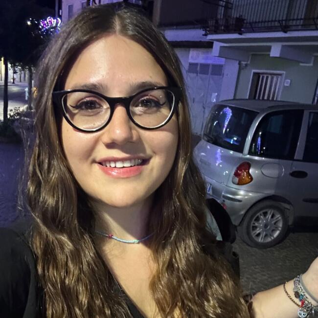 Babysitter a Terni: Sara