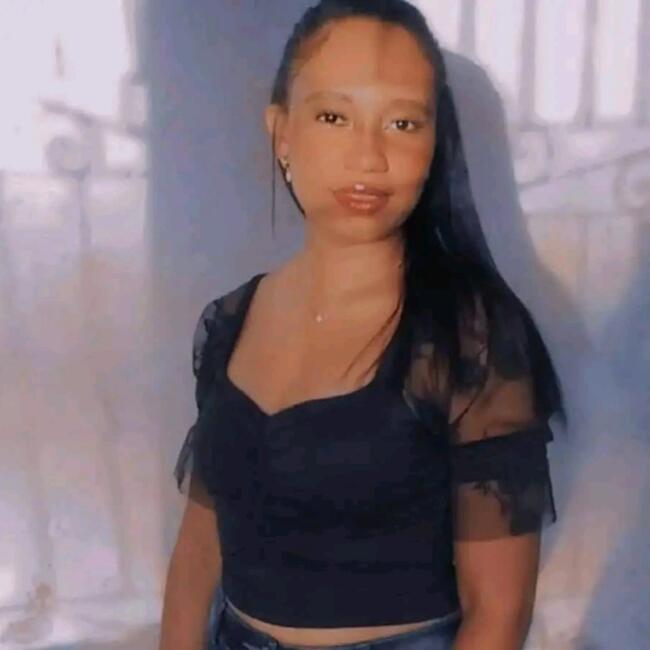 Babysitter in São Luís: Carla