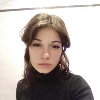 Babysitter Arezzo (Toscana): Valentina