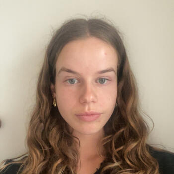 Babysitter in New Plymouth: Evette