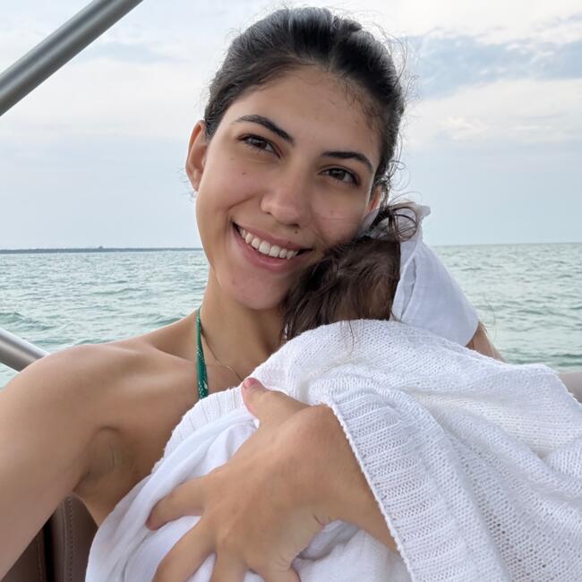Emprego de babá em Palmas: Malu