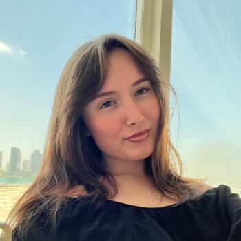 جليسة أطفال في أبوظبي: Kayla