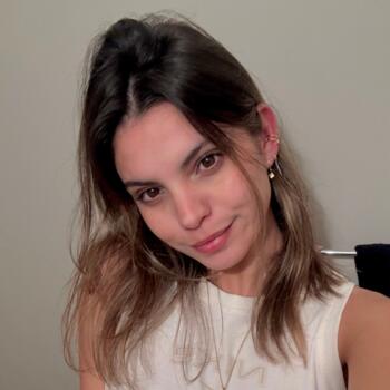 Babysitter in Auckland: Camila