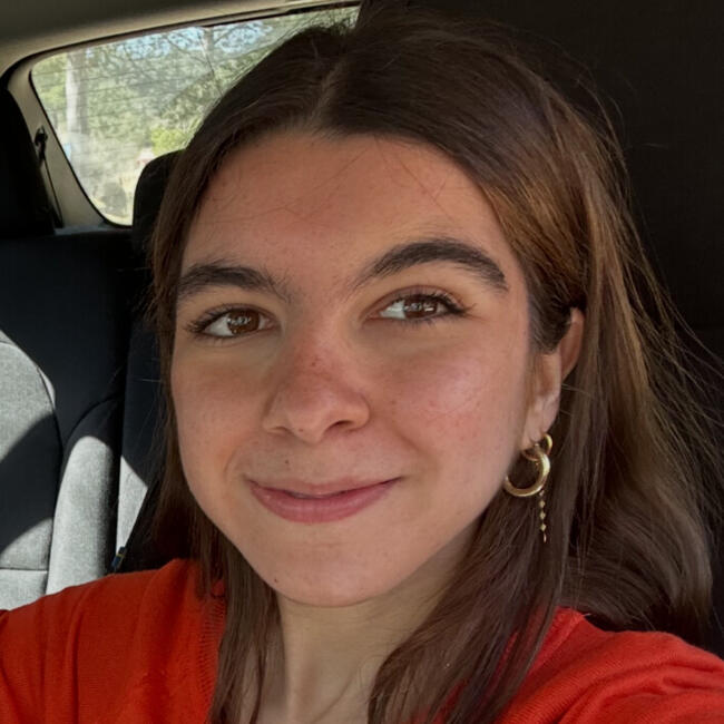 Babysitter in Seville: Paola