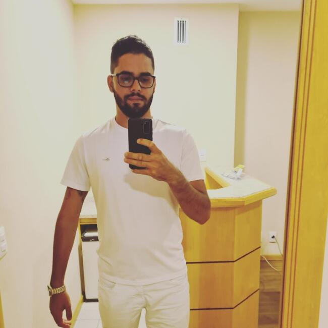 Emprego de babá em Porto Velho: Dener