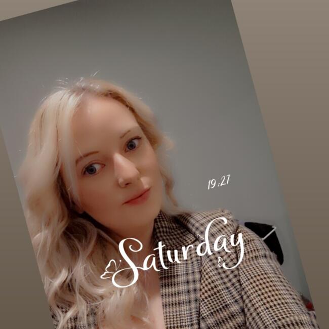 Babysitter in Abbey: Sarah