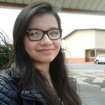 Niñera en San José: Adriana