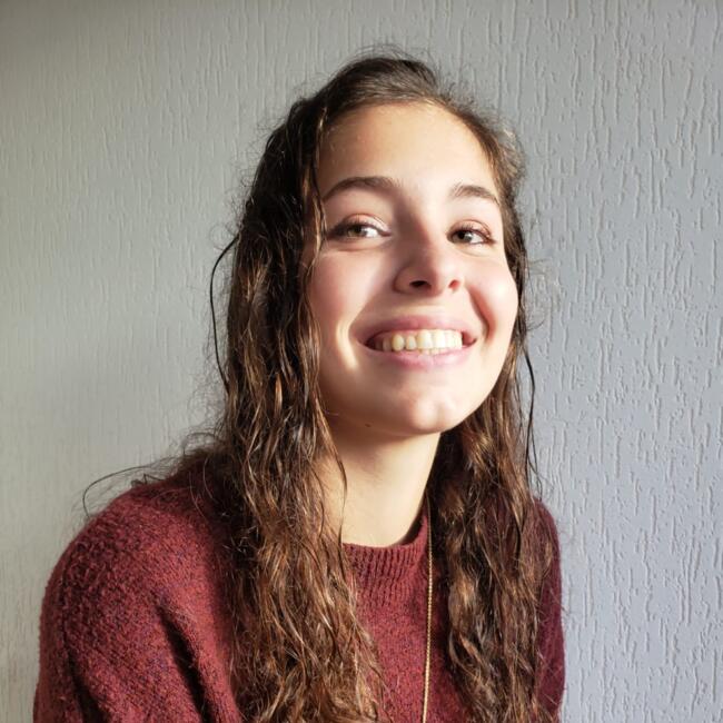 Babysitter in Saint-Etienne: Anoukiane