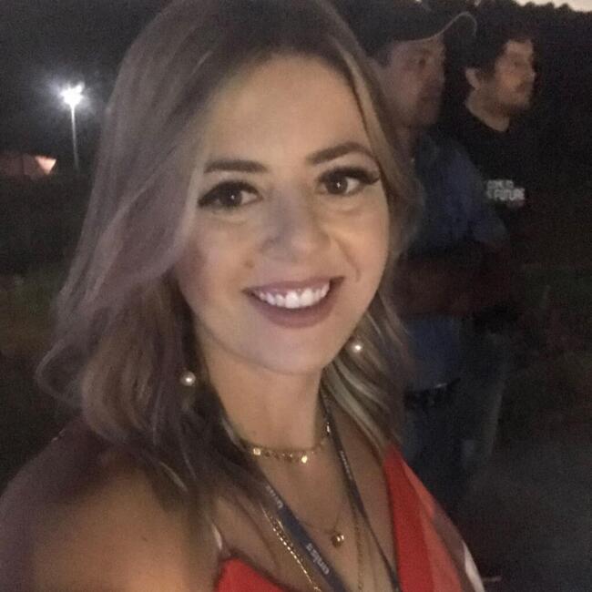 Emprego de babá em Lavras: Barbara