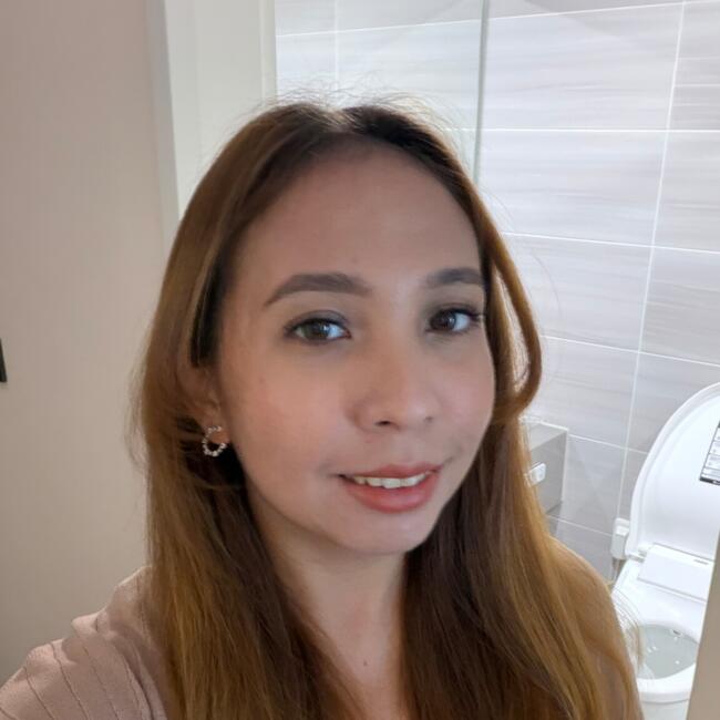 Babysitter in Singapore Island: Nora