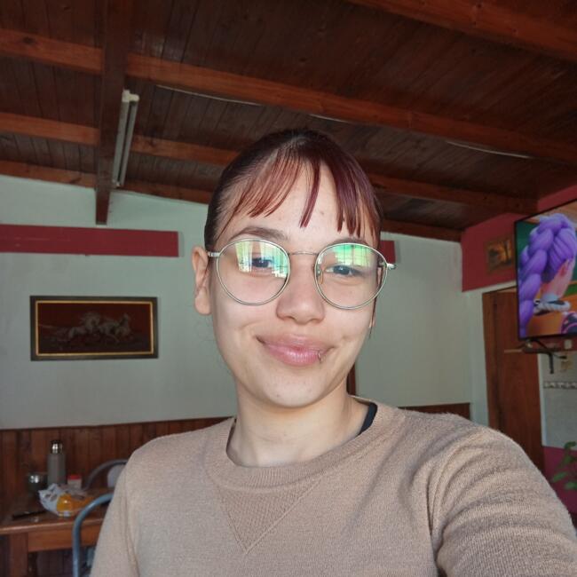 Babysitter in Almirante Brown: Victoria