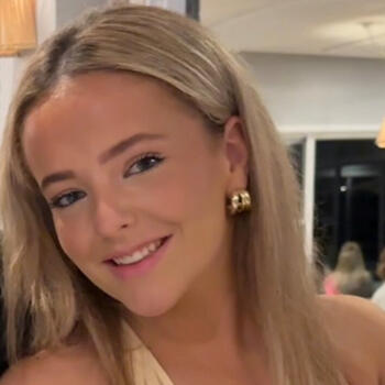 Barnvakt i Central Coast: Sophia