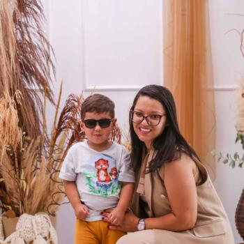 Emprego de babá em Canoas: emprego de babá Deliane