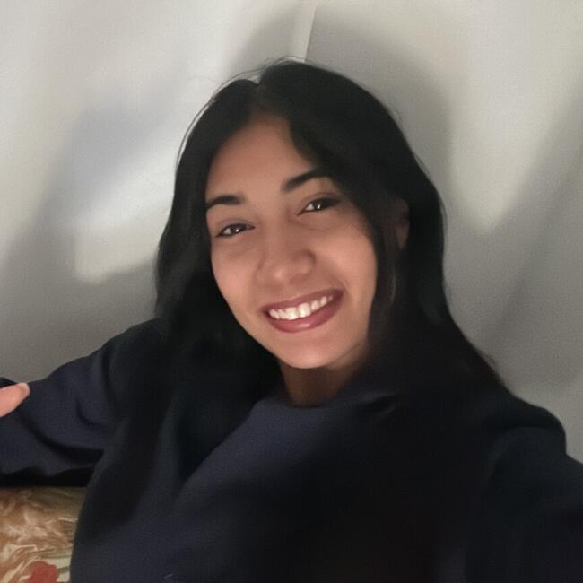 Babá em Goiânia: Maria